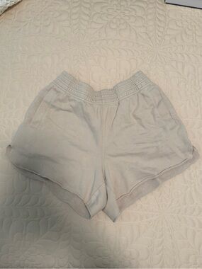 aerie High-Waist Light Gray Lounge Shorts